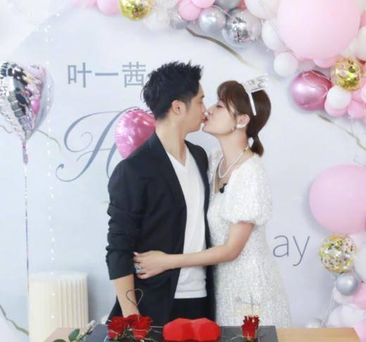 石英股份:累计回购约34万股